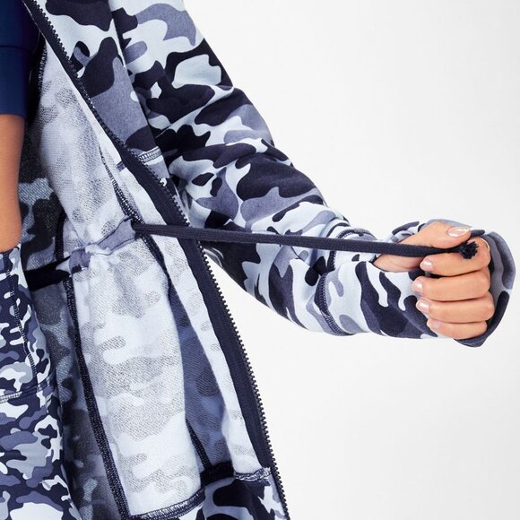 Fabletics Blue Camo 3 piece set - Picture 6 of 10